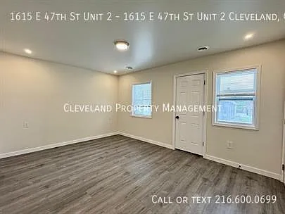 1615 E 47th St #2 — Photo 5