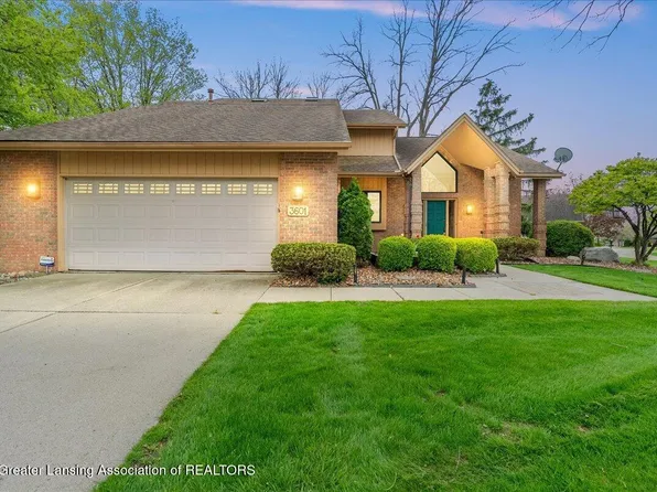 3601 Muirfield Dr, Lansing, MI 48911