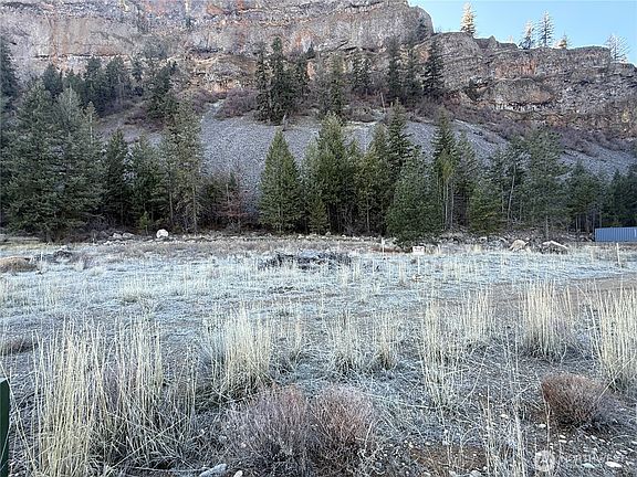 3rd image of 99147 Sterling Valley Road N