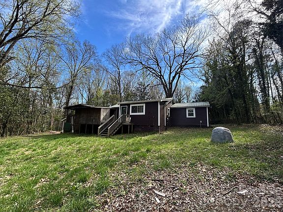 3rd image of 4019 Durham Ln