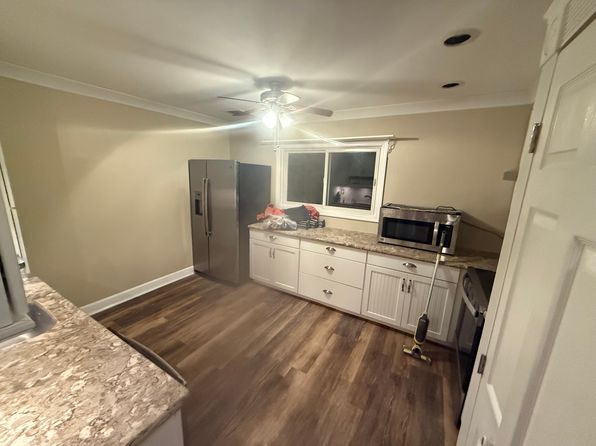 3 Hamilton Ct #2