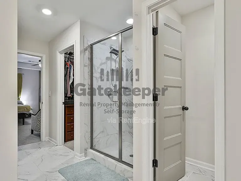 205 Valley View Dr — Photo 17