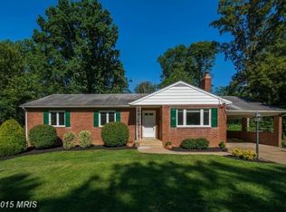 3218 Potterton Dr, Falls Church, VA 22044