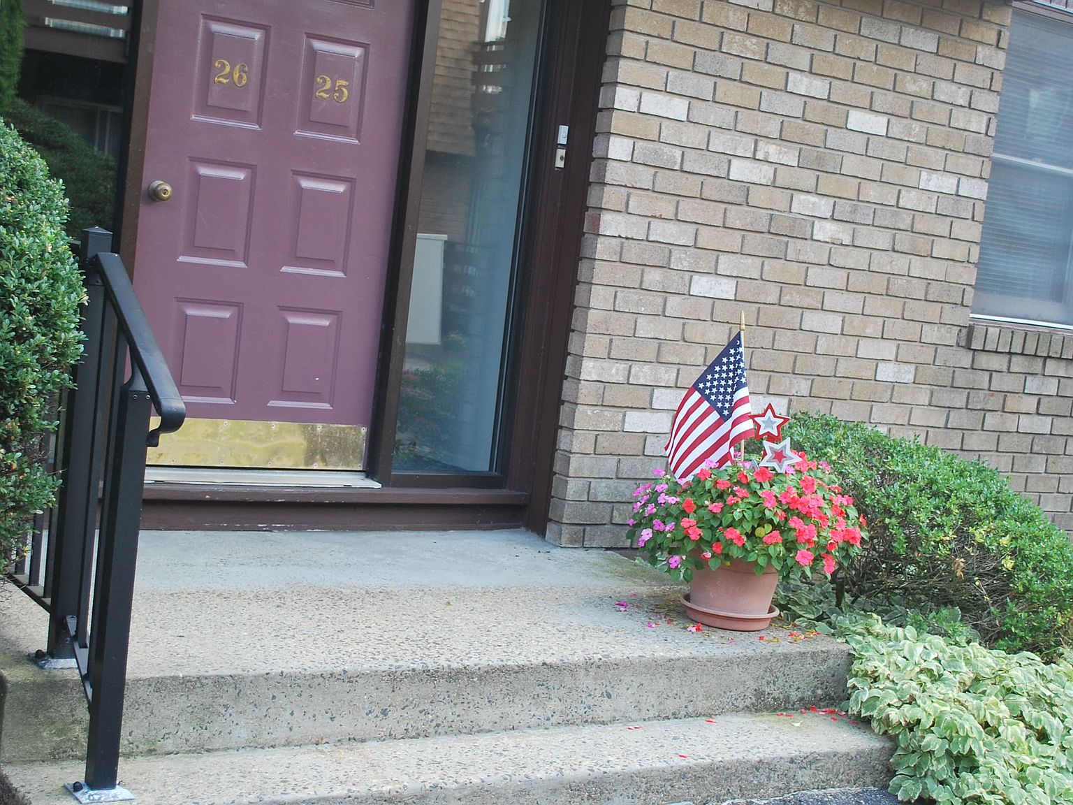 31 New Holland Village, Nanuet, NY 10954 Zillow