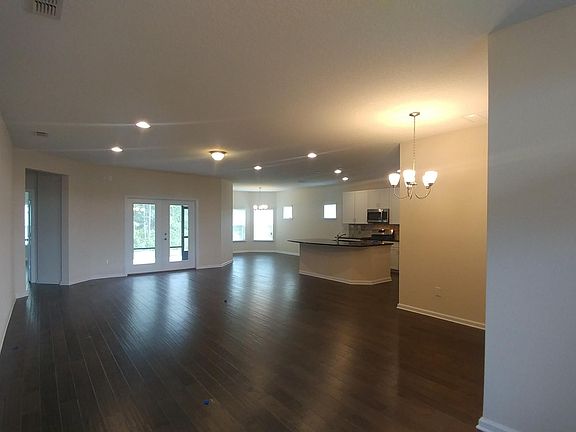 4th image of 691 Willow Lake Dr