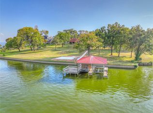 185 Country Ln, Livingston, TX 77351