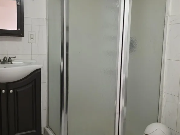 426 Fairmount Avenue image 13 of 14