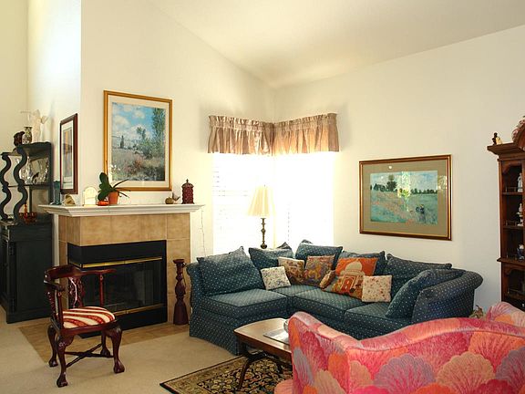 4th image of 6122 Starling Dr