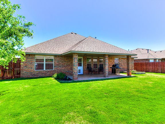 3rd image of 17429 White Hawk Dr