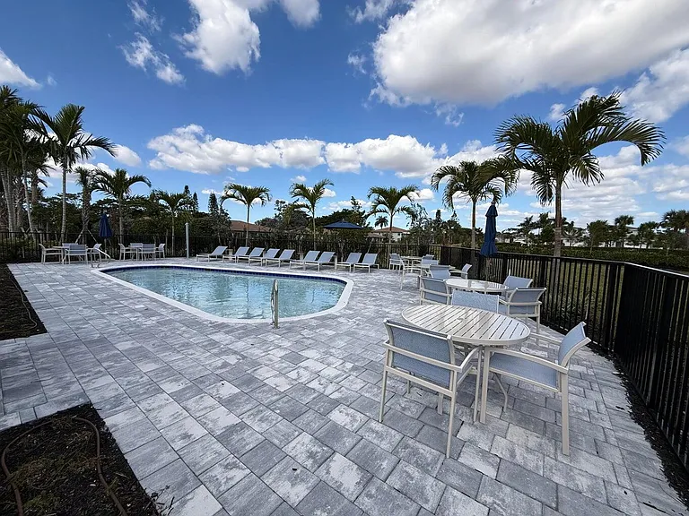 5759 Phoenix Palm Ct #C — Photo 33