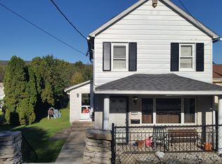 221 Church St, Old Forge, PA 18518