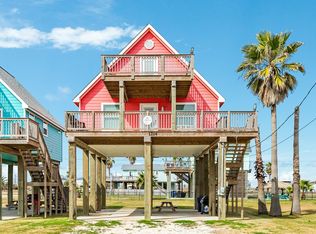 1214 Fort Velasco Dr, Surfside Beach, TX 77541