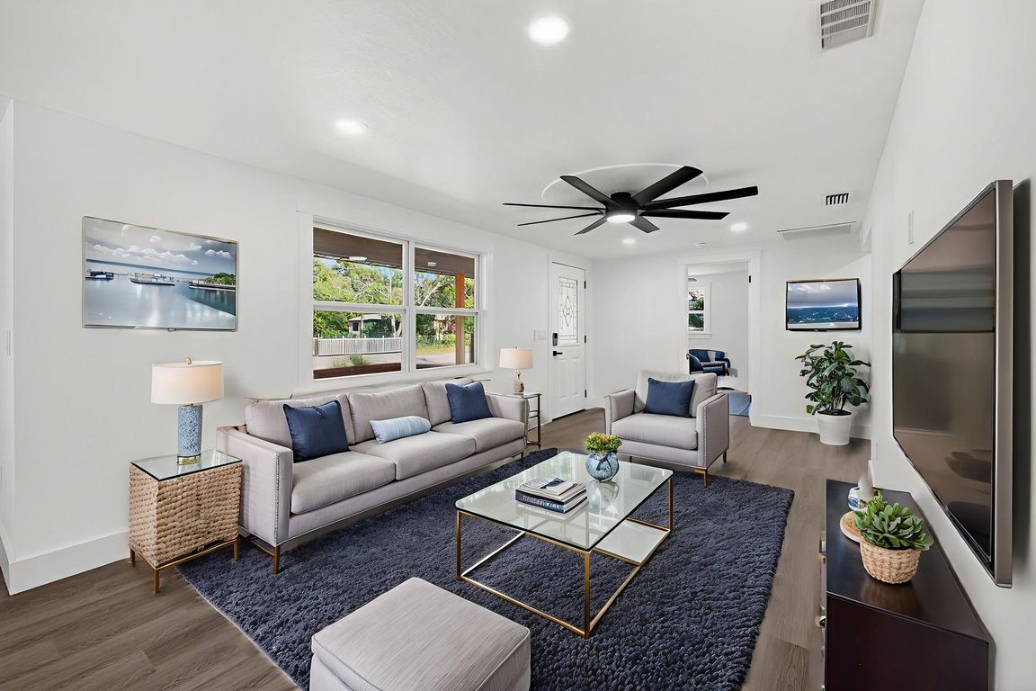 next background image