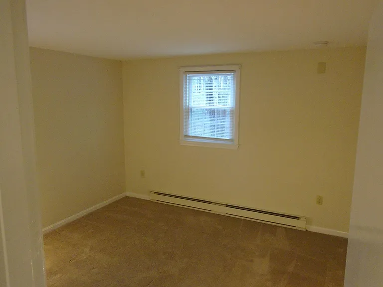 2 Lions Ave — Photo 20