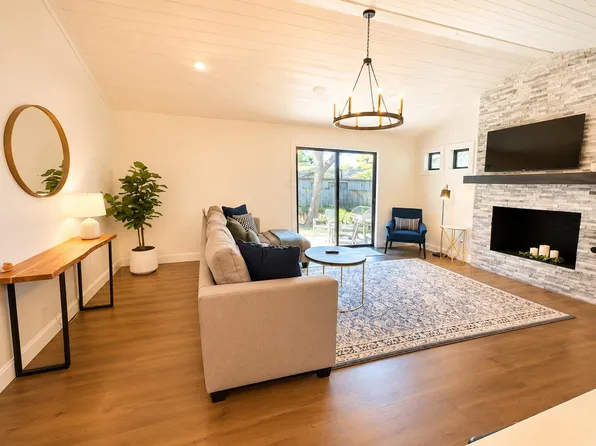 9002 Lodge Ct, Austin, TX 78758