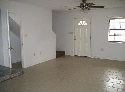 2nd image of 125 Briarfield Ave