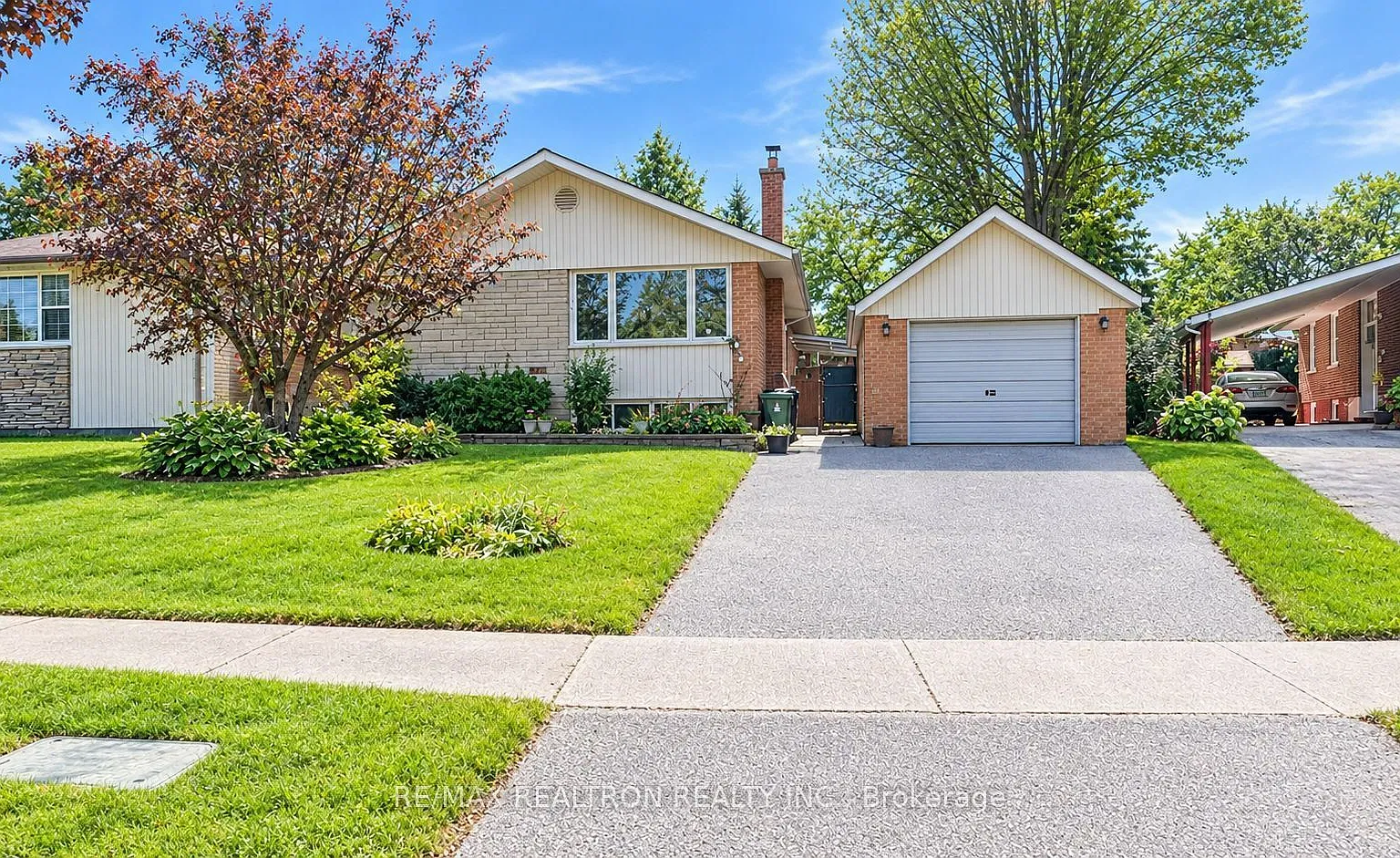 2 bed, $1,800 — Photo 1