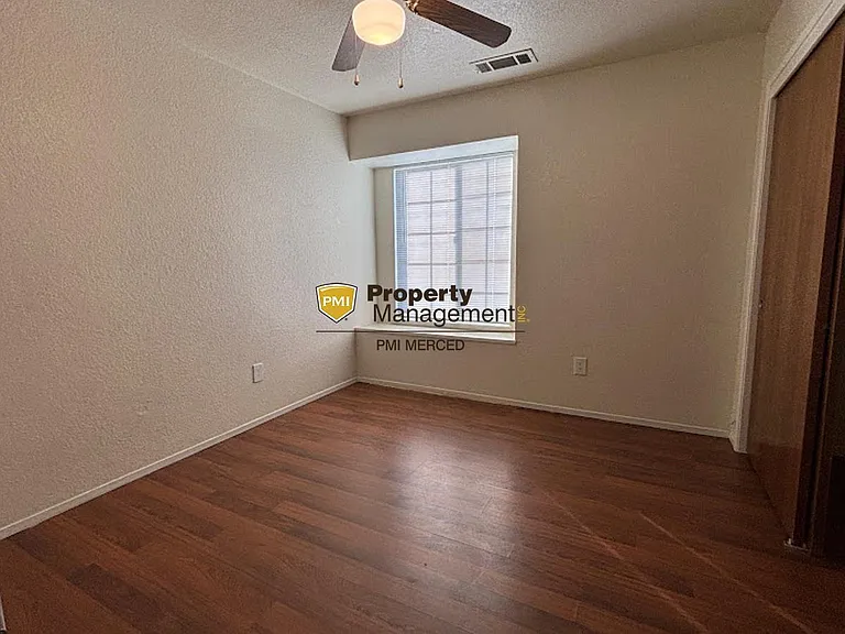 5209 Stillwater Dr — Photo 8