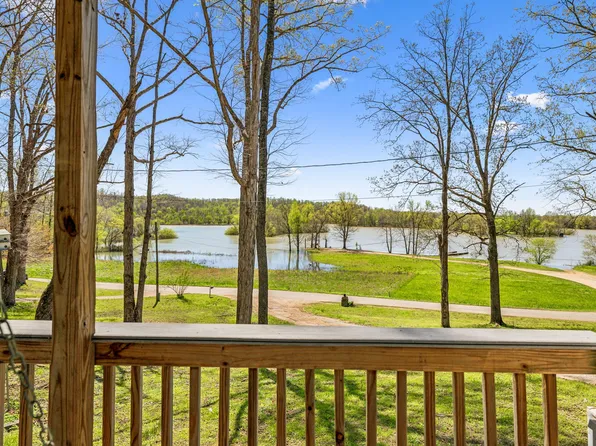 11460 Crooked Creek Rd, Lobelville, TN 37097