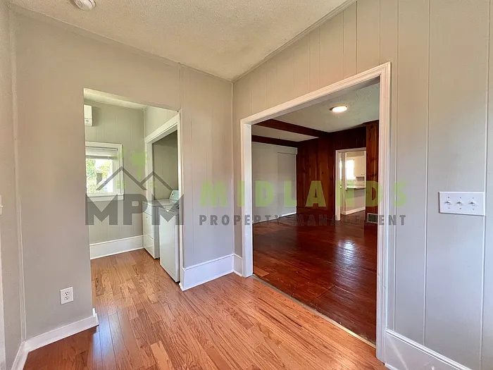 2326 Stark St #B — Photo 18