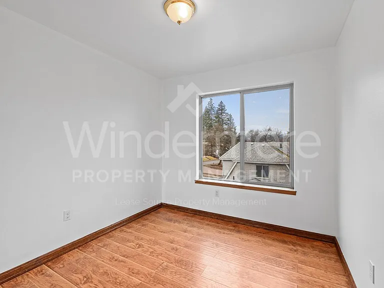 1816 W 7th Ave — Photo 14