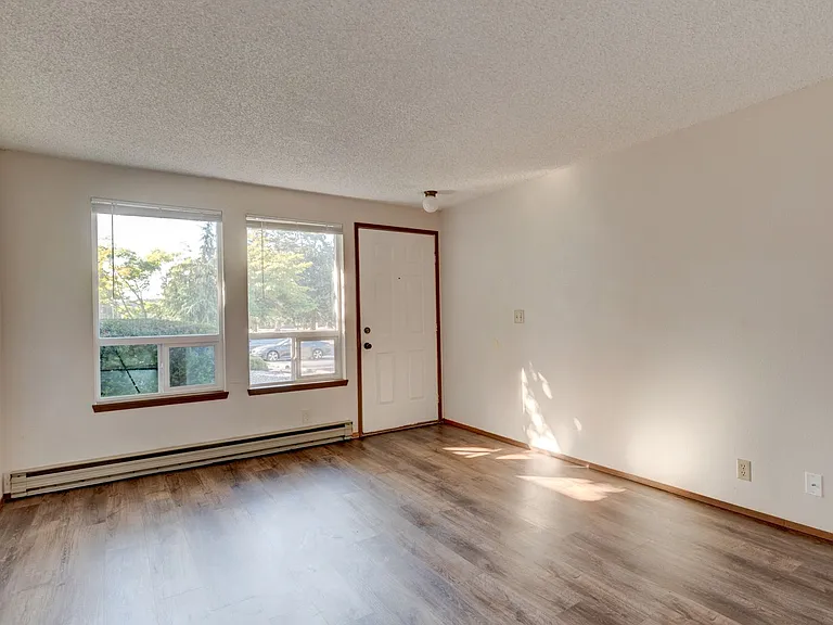 M1407: Horizons West Apartments — Photo 5