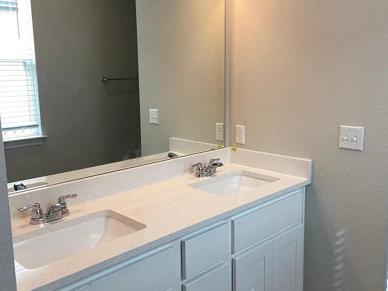 1602 Denesa Dr — Photo 8