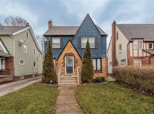 2199 Cranston Rd, University Heights, OH 44118