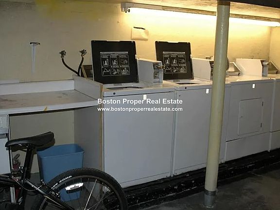 5th image of 27 Garden St #11