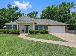 213 Pecan Cir, Brandon, MS 39042