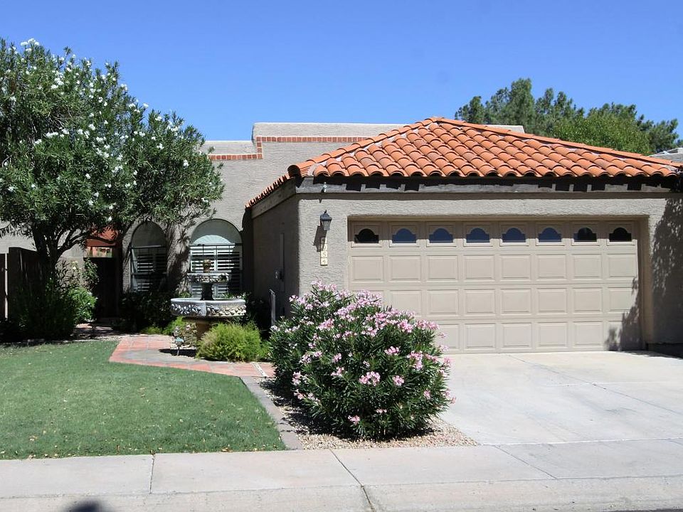 1st image of 4054 E Paradise Dr