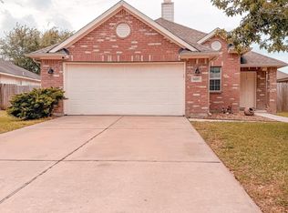 8223 Montego Bay Dr, Baytown, TX 77523