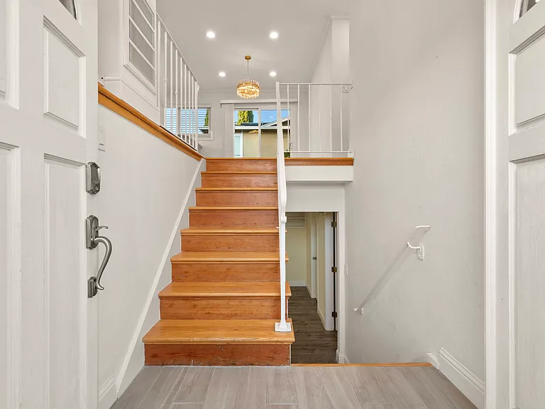 430 Monaco Ave — Photo 29