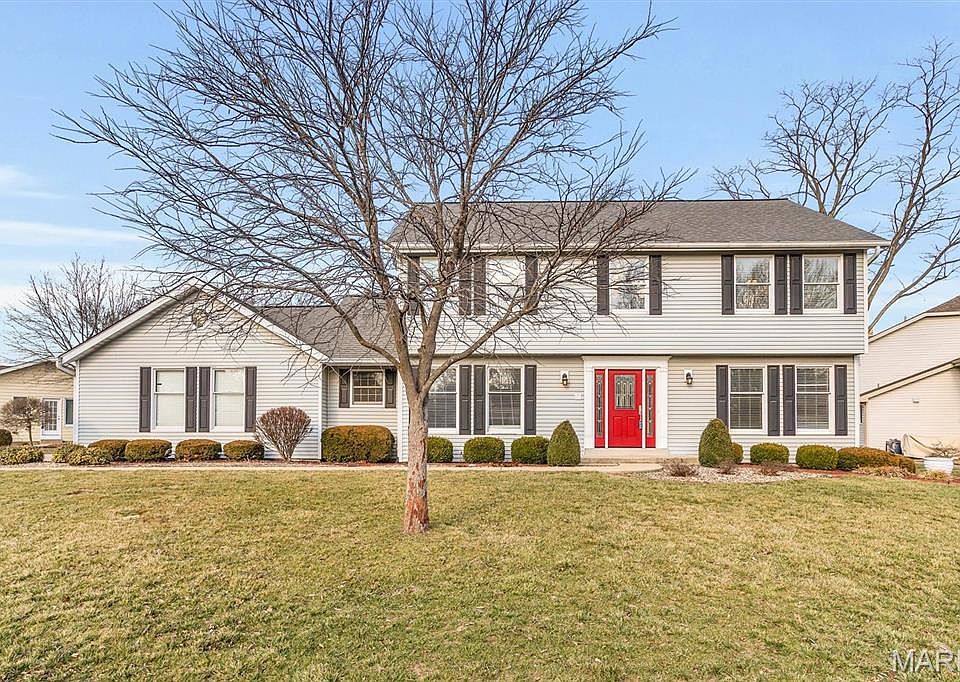 1st image of 440 Country Ridge Dr