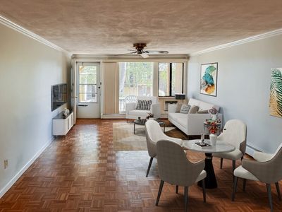 315 Neponset St APT 61, Norwood, MA, 02062