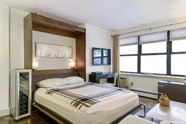 Sold by Corcoran | media 7