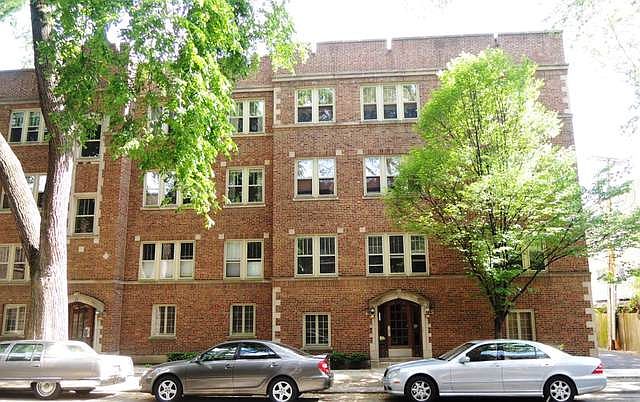 1st image of 811 Erie St #2