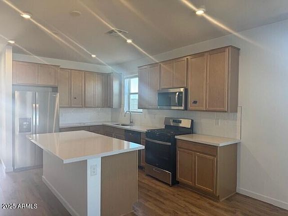 7th image of this home