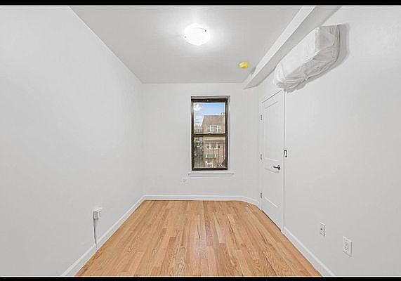 4th image of 39-21 57th St #D3