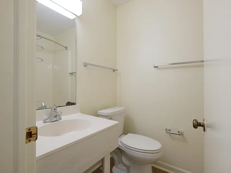 Etowah Place — Photo 11