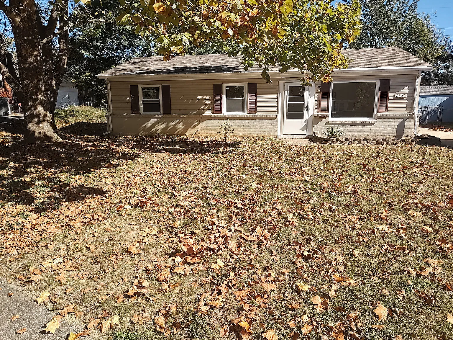 3 bed, 1025 sqft, $1,500 — Photo 1