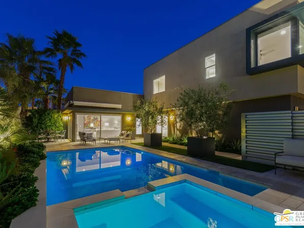 1062 Hunter Dr, Palm Springs, CA 92262