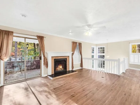 1482 N Crossing Cir NE, Atlanta, GA 30329