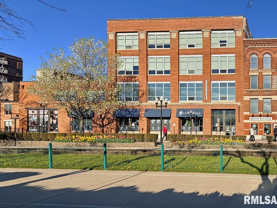 1st image of 311 SW Water St #3 & 4
