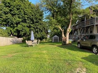 186 7th St #3, Auburn, ME 04210