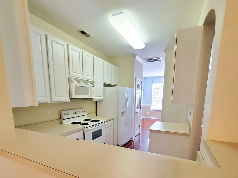 8206 City Loft Ct — Photo 6