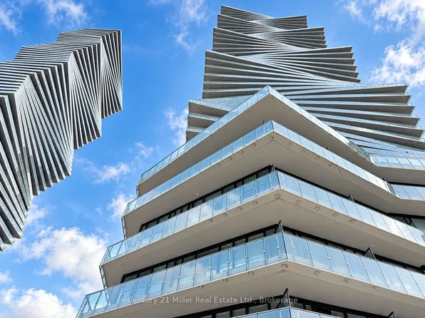 3900 Confederation Pkwy, Mississauga, ON