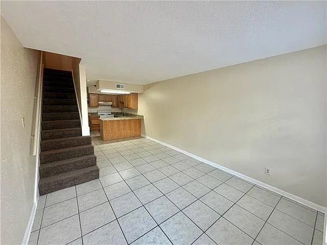3900 Hessmer Ave #1 — Photo 4