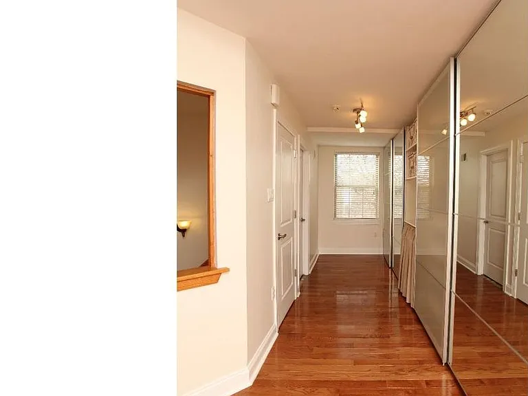 968 N Lawrence St #R — Photo 19