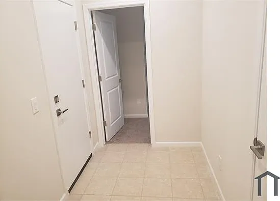 2029 E Kansas Dr — Photo 5